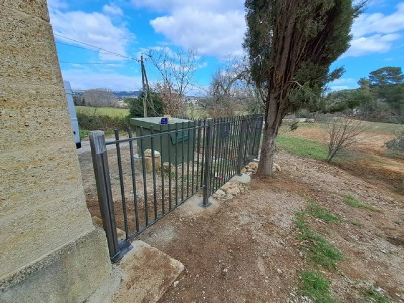 Clôtures en acier à La Bastide Ikigai à Aix en Provence