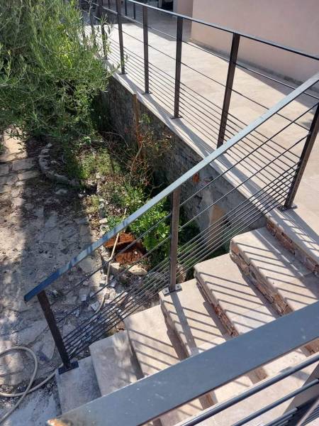 Fabrication et pose de garde corp en acier à Tourves dans le var.