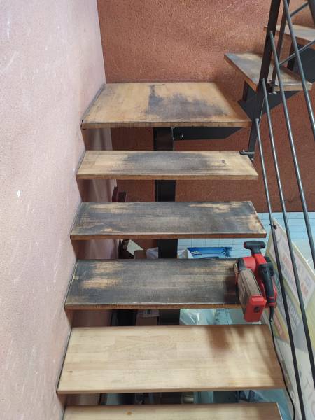 Réparation et rénovation d'un escalier en bois Aix en Provence