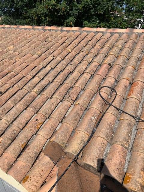 Nettoyage d'une toiture 