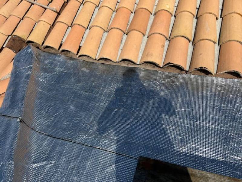 Entretien d'une toiture dans les Bouches du Rhône