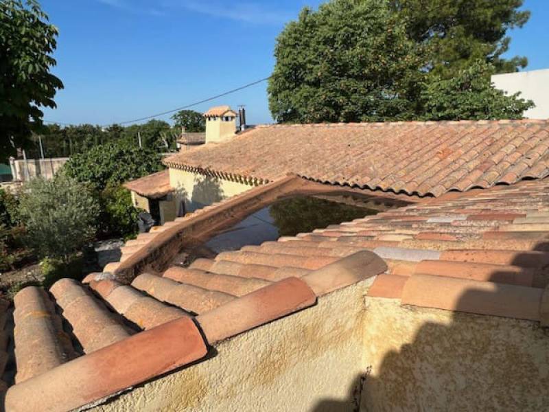Entretien d'une toiture à Aix en Provence 