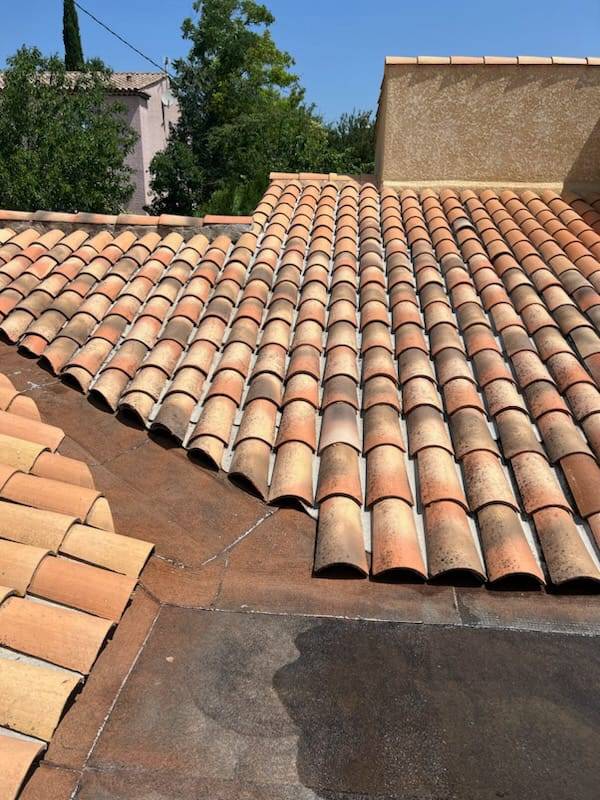 Etanchéité toiture à Aix en Provence dans les Bouches du Rhône 