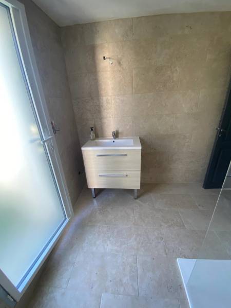 Pose d'un meuble vasque 